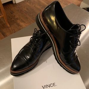 Vince ‘Alanis’ Pointy Toe Oxford
